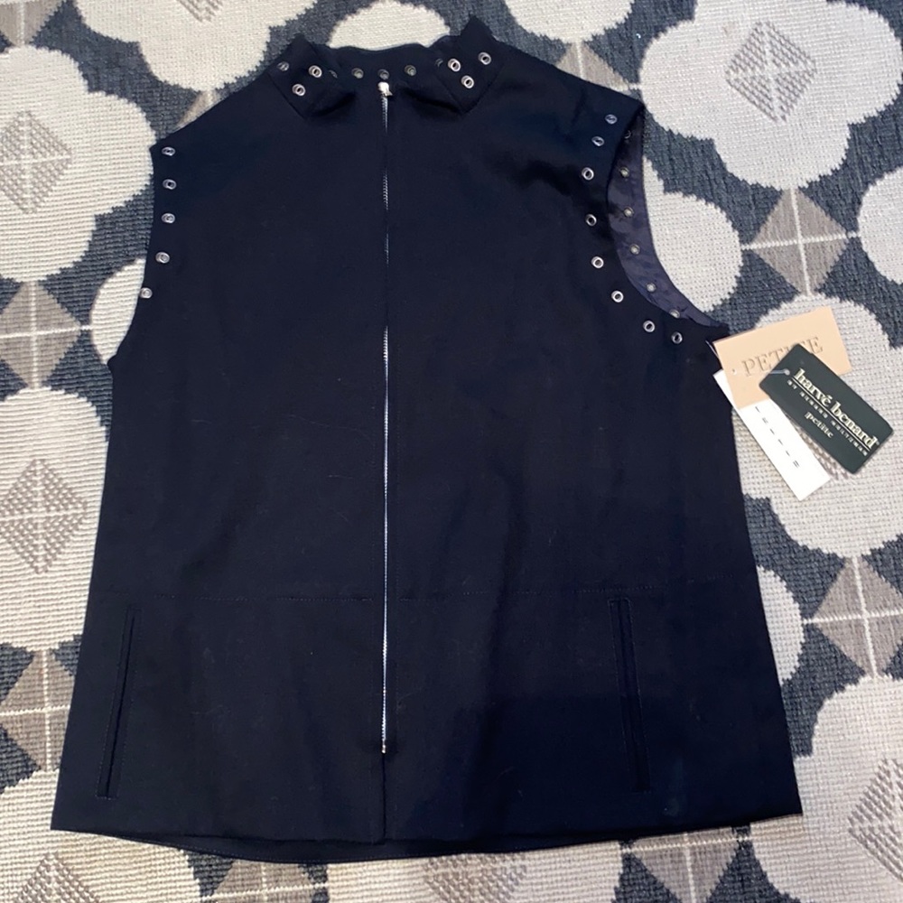 NEW Harve Bernard vest